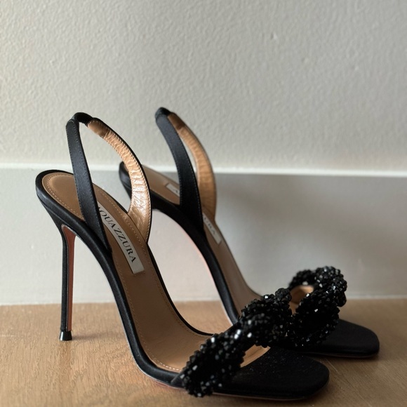 Never Worn- Aquazzura
Women's Black Chain Of Love 105mm Satin Sandals - Picture 5 of 8